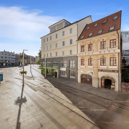 Apartamento Lam Cream Old Town Balcony & Ac *