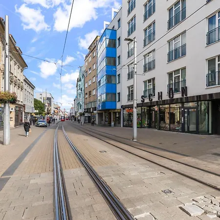 Apartamento Lam Cream Old Town Balcony & Ac