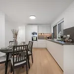 Lam Cream Old Town Balcony & Ac Апартаменты *