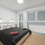 Апартаменты Lam Cream Old Town Balcony & Ac