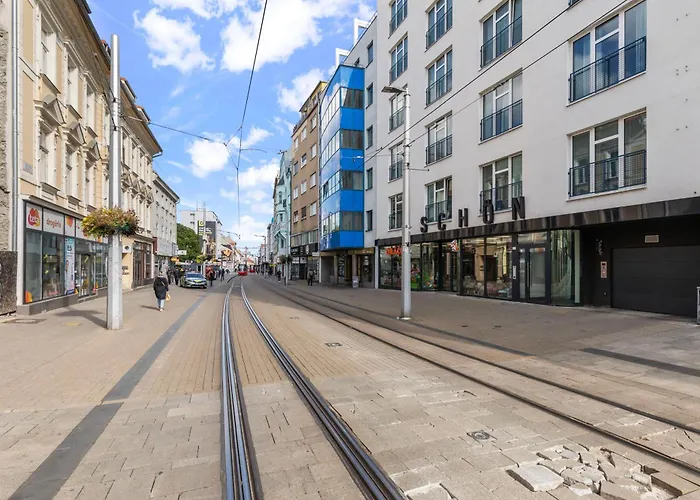 Lägenhet Lam Cream Old Town Balcony & Ac